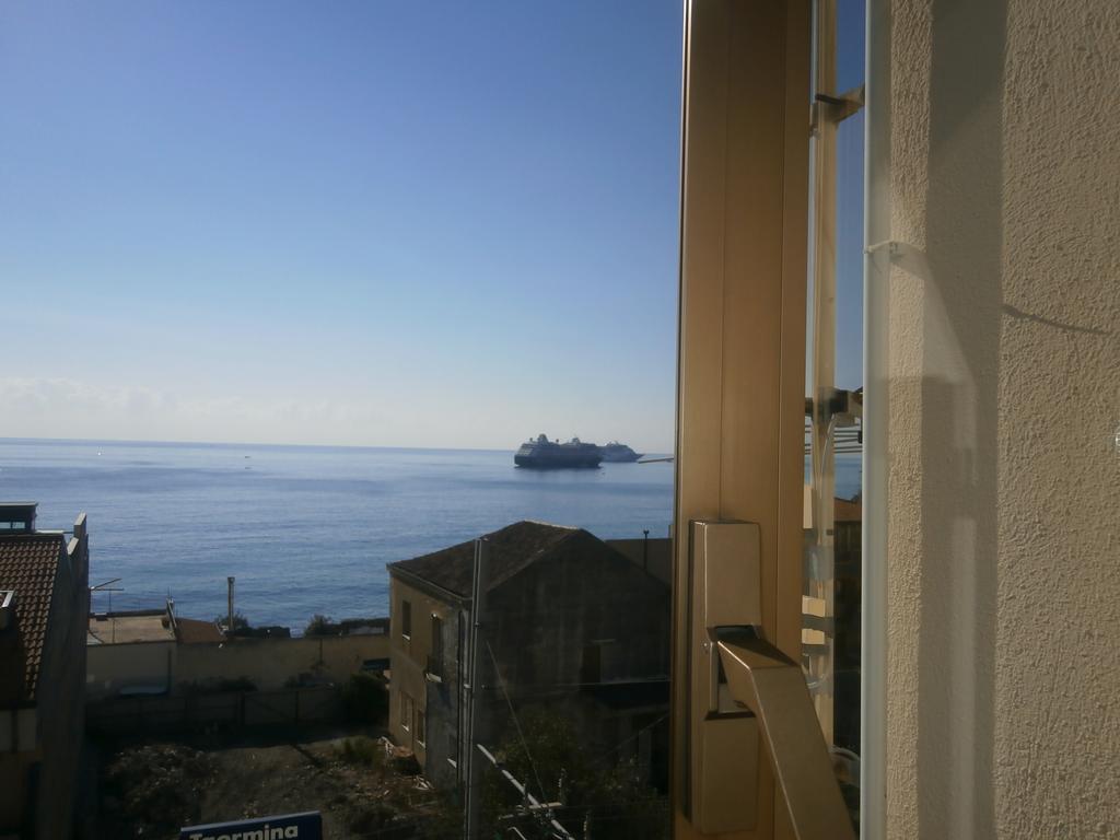 Hotel Pensione Cundari Taormina Exteriér fotografie